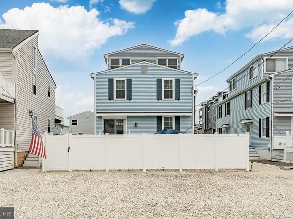 112 31ST STREET , SEA ISLE CITY, NJ 08243