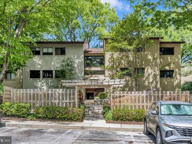 5713 HARPERS FARM ROAD, Unit C, COLUMBIA, MD 21044