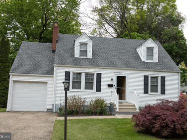 423 SUTHERLAND ROAD, EWING, NJ 08618