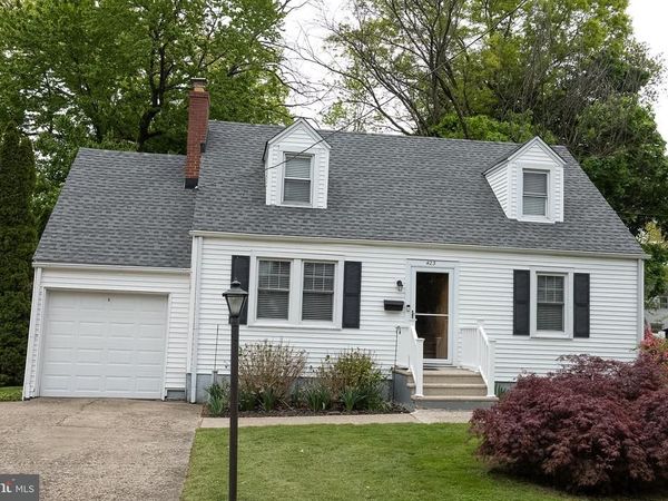 423 SUTHERLAND ROAD , EWING, NJ 08618
