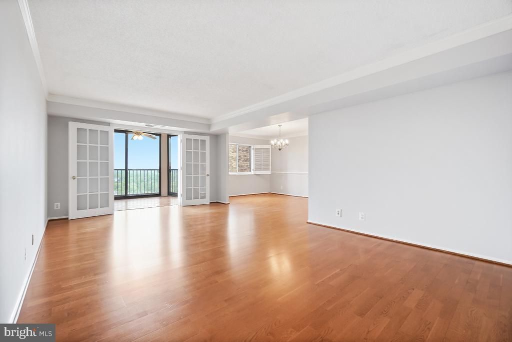 5902 Mount Eagle Drive, Unit 1402, Alexandria, VA 22303 Main Photo