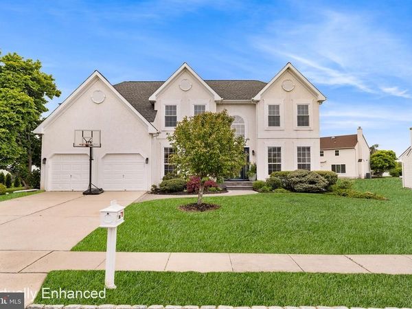19 CHAMBORD LANE, VOORHEES, NJ 08043