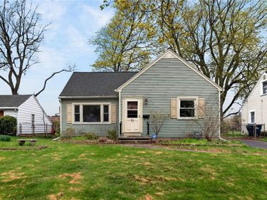63 Shorewood Drive, Rochester, NY 14617