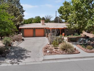 715 Parkland Circle SE Albuquerque, NM 87108