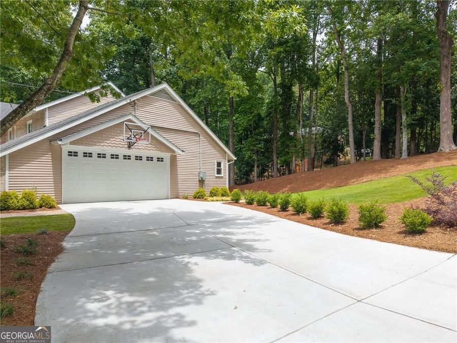 Property Image 61
