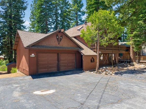 1090 Canterbury Drive, Kings Beach, CA 96143