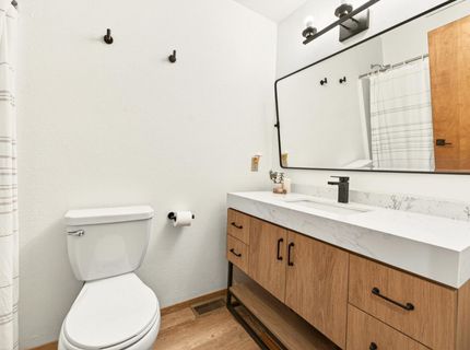 14570 Tyrol Road, Truckee, CA 96161 Photo