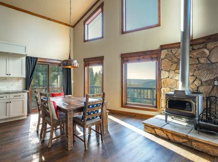 16746 Tewksbury Drive, Truckee, CA 96161 Photo