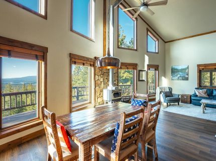 16746 Tewksbury Drive, Truckee, CA 96161 Photo
