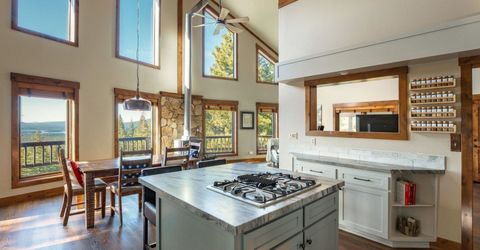 16746 Tewksbury Drive, Truckee, CA 96161 Photo