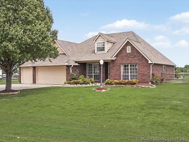 14815 N 60th East Avenue, Collinsville, OK 74021