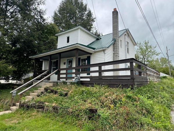2 E Vine Street , Jackson, OH 45640