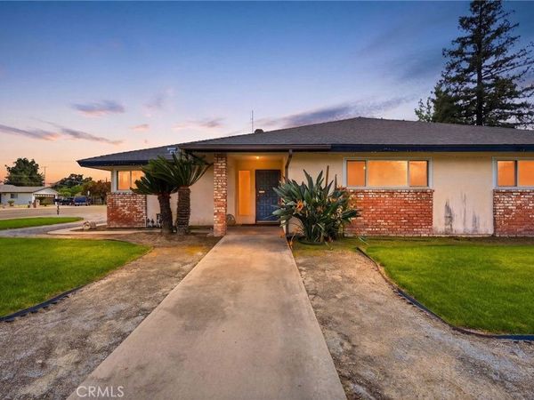 153 Bonita Ave, Fowler, CA 93625