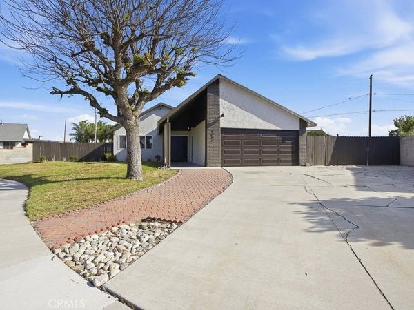 4063 Honeysuckle Street, Riverside, CA 92501
