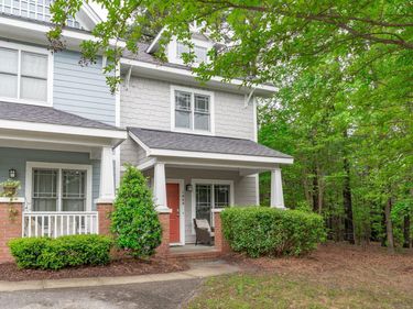 1048 Mica Lamp Court, Apex, NC 27502