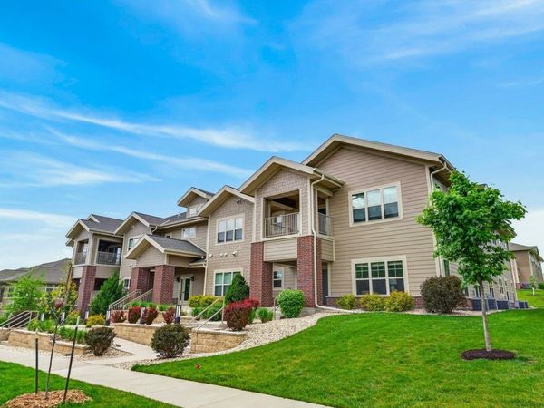 1804 Maplecrest Drive, Unit 102, Verona, WI 53593