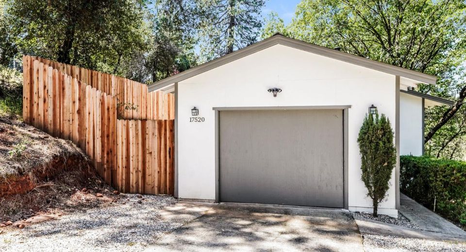 17520 Anona Ct, Grass Valley, CA 95949 Photo