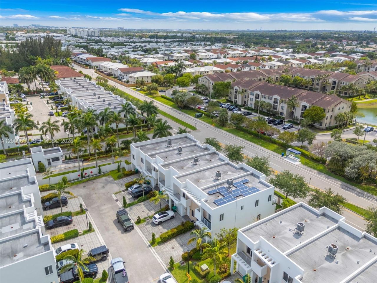 7234 NW 103rd Path, Doral, FL 33178 Photo