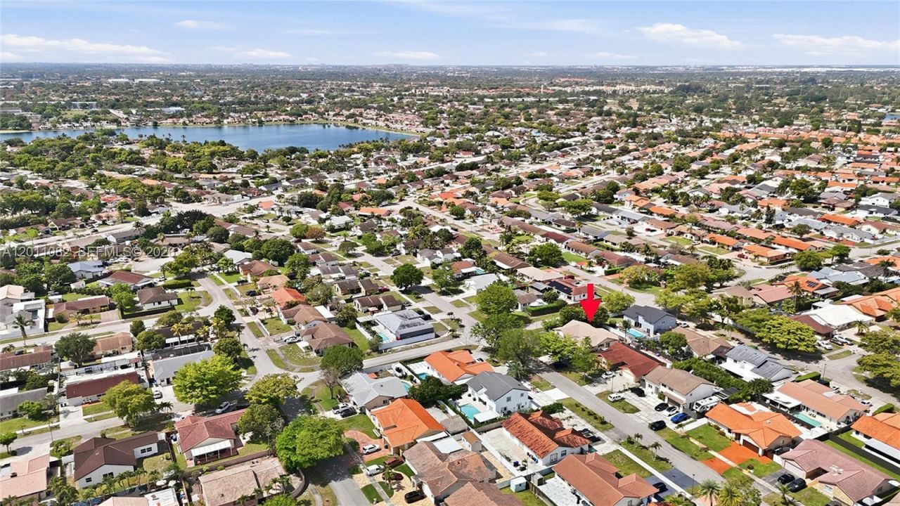 20102 NW 62nd Ave , Hialeah, FL 33015 Photo