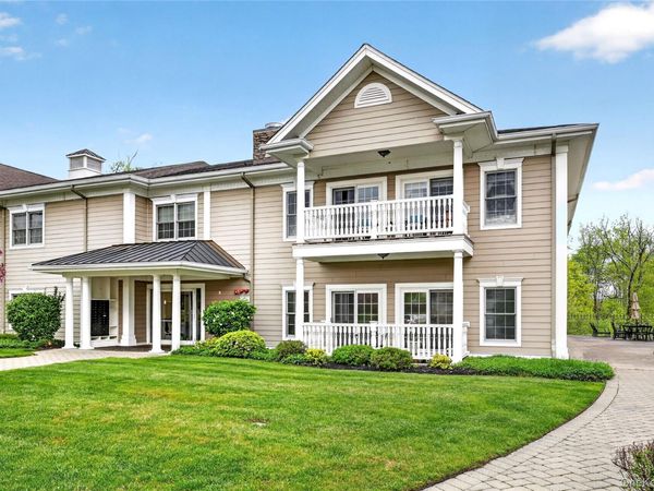 4201 Fred Ill Jr Court , Pearl River, NY 10965