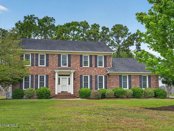3220 Amber Drive, Wilmington, NC 28409