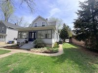 512 N Center Street , Naperville, IL 60563 primary photo