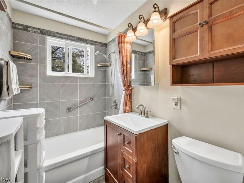 7090 Comanche Trail , Mentor, OH 44060 Photo 18