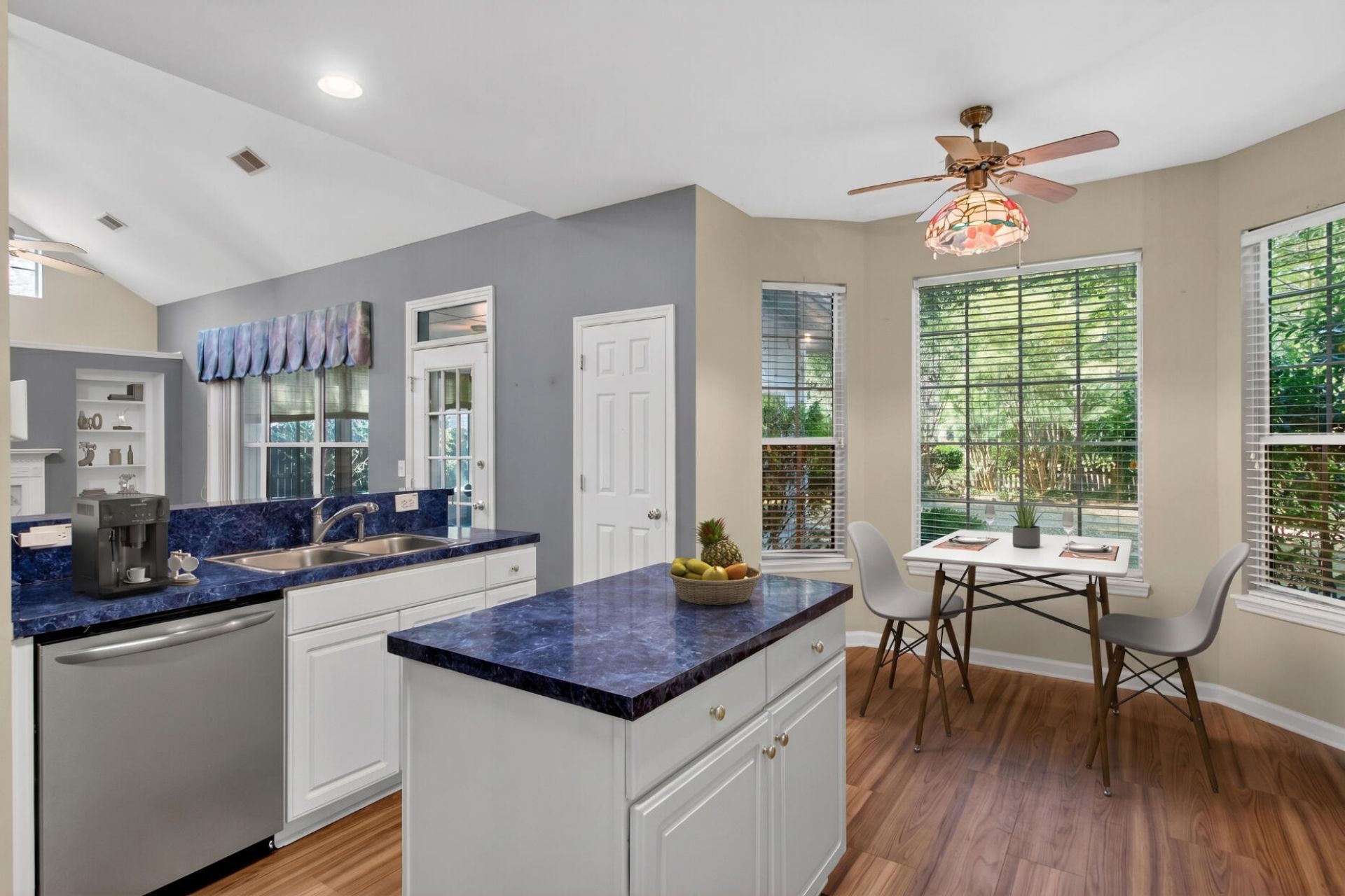 2149 Country Manor Drive Photo 16