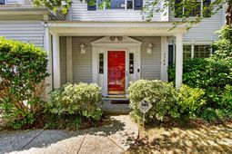 2149 Country Manor Drive photo 4