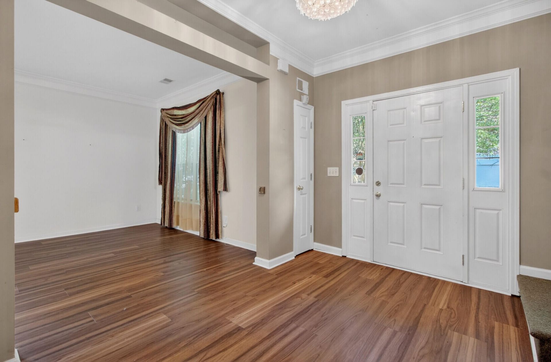 2149 Country Manor Drive Photo 5