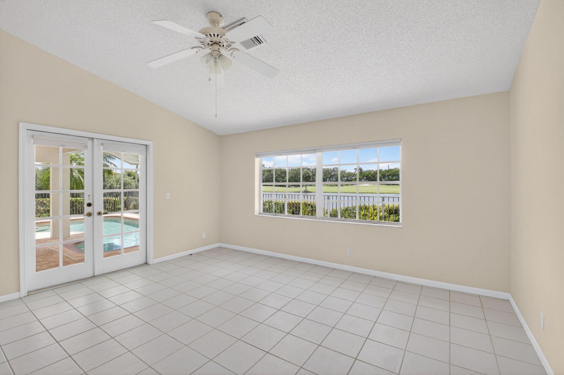 6180 Golf Villas Drive, Boynton Beach, FL 33437 Photo