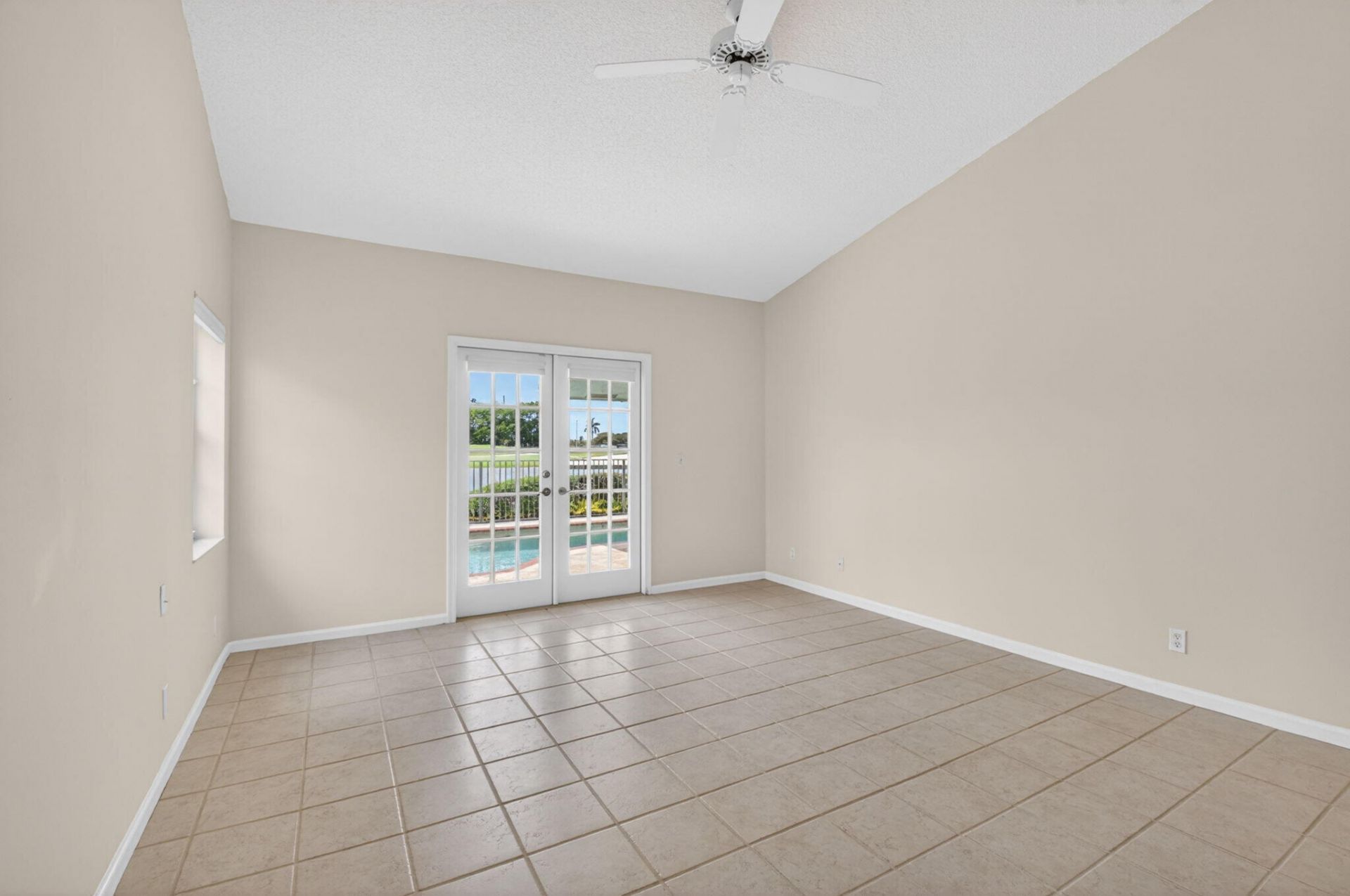 6180 Golf Villas Drive, Boynton Beach, FL 33437 Photo