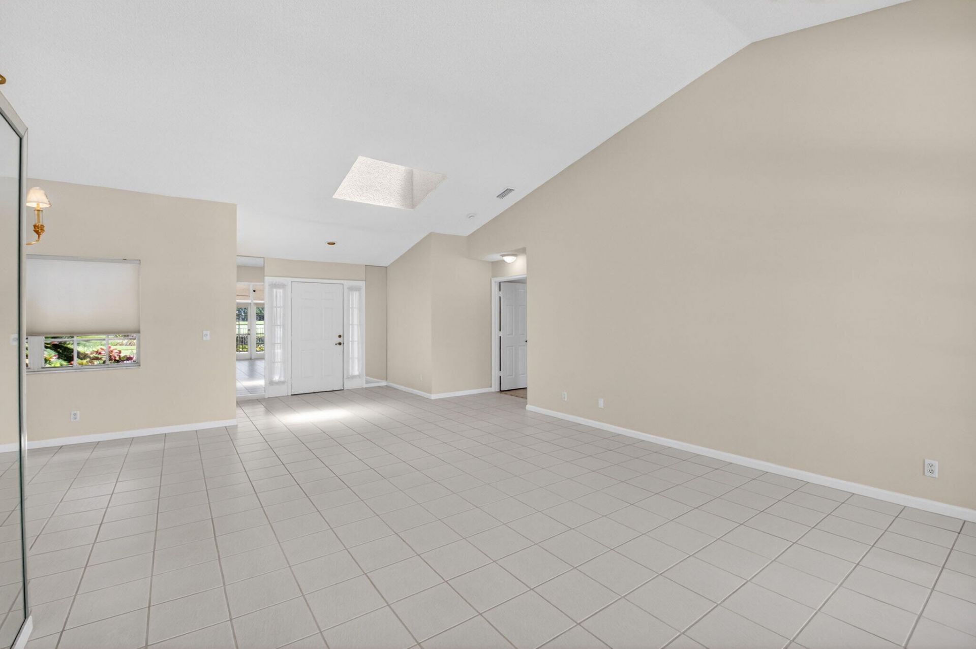 6180 Golf Villas Drive, Boynton Beach, FL 33437 Photo