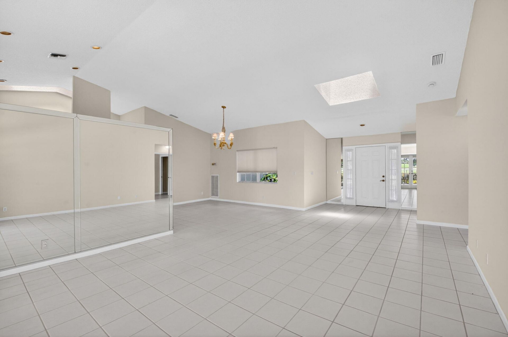 6180 Golf Villas Drive, Boynton Beach, FL 33437 Photo