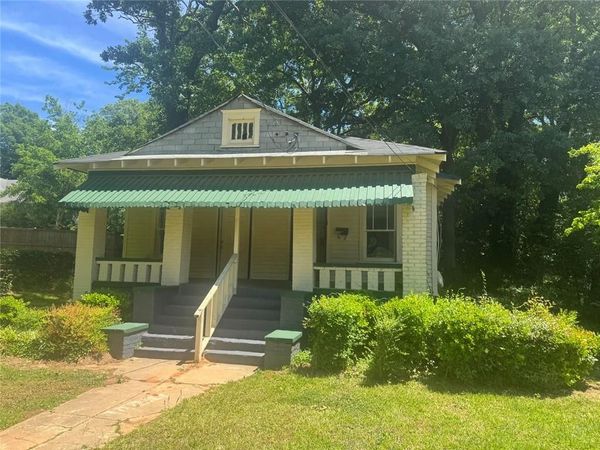 384 Hopkins Street SW, Atlanta, GA 30310