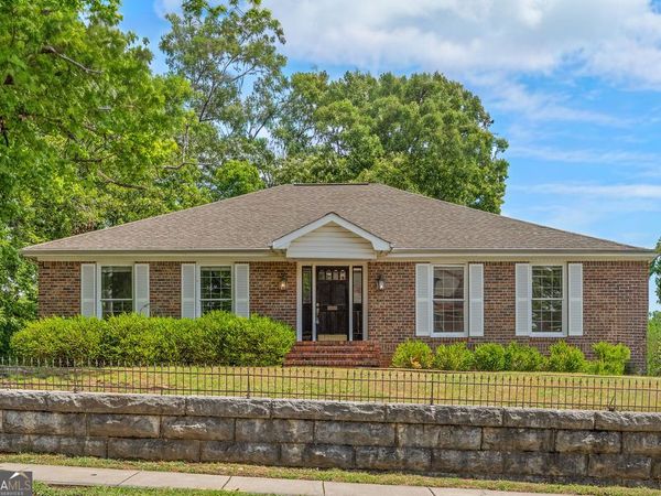 300 Forest Avenue, Chattanooga, TN 37405