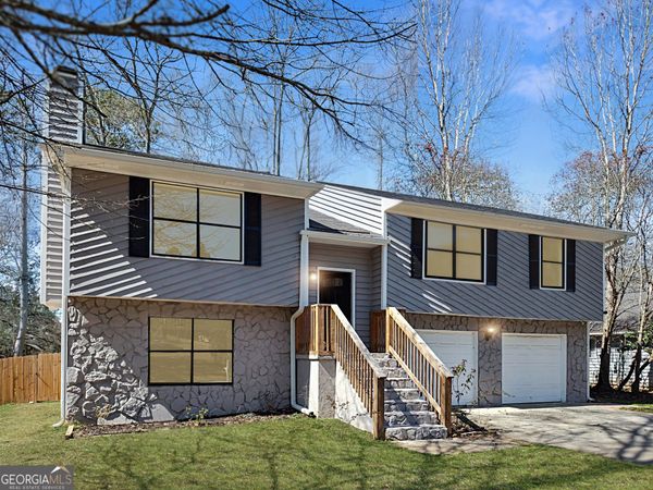 8443 Park Ridge Lane, Riverdale, GA 30274