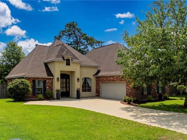 656 DECIDUOUS Loop, Madisonville, LA 70447