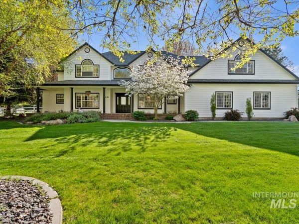 1436 N Chaucer, Eagle, ID 83616