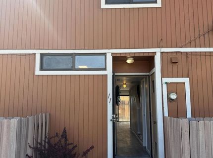 865 Nutmeg Place, Unit APT 11, Reno, NV 89502 Photo