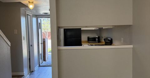 865 Nutmeg Place, Unit APT 11, Reno, NV 89502 Photo