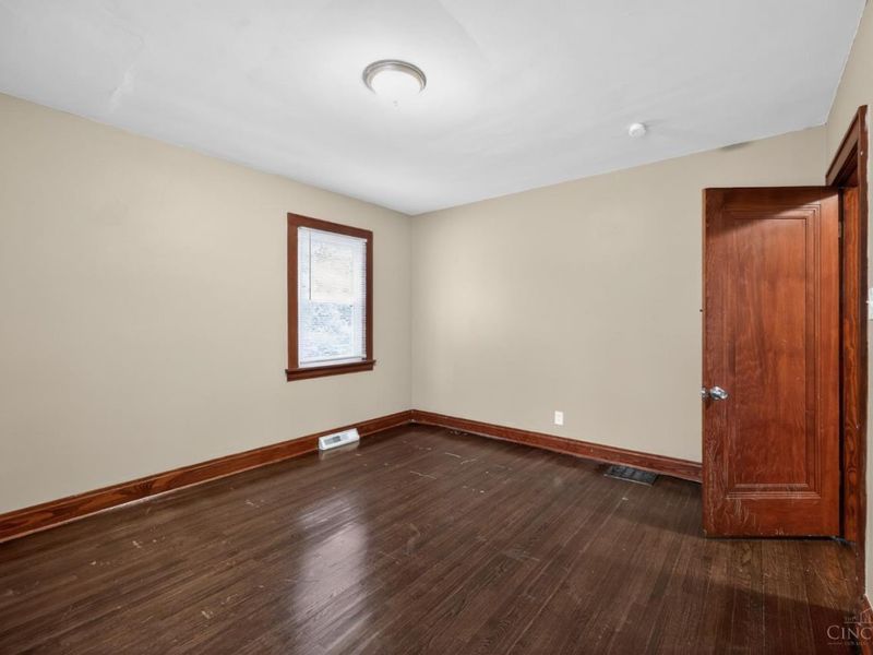 2725 Orland Avenue, Cincinnati, OH 45211 Photo 10