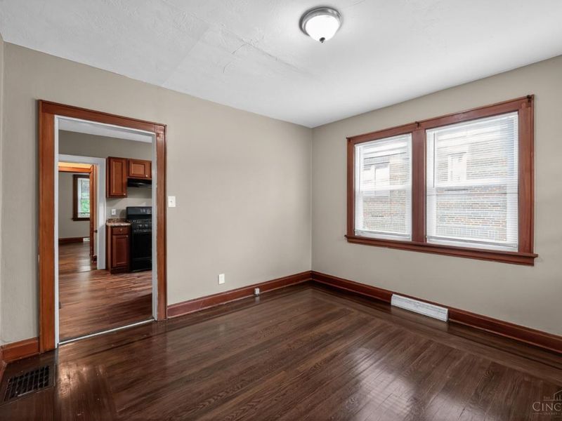 2725 Orland Avenue, Cincinnati, OH 45211 Photo 5