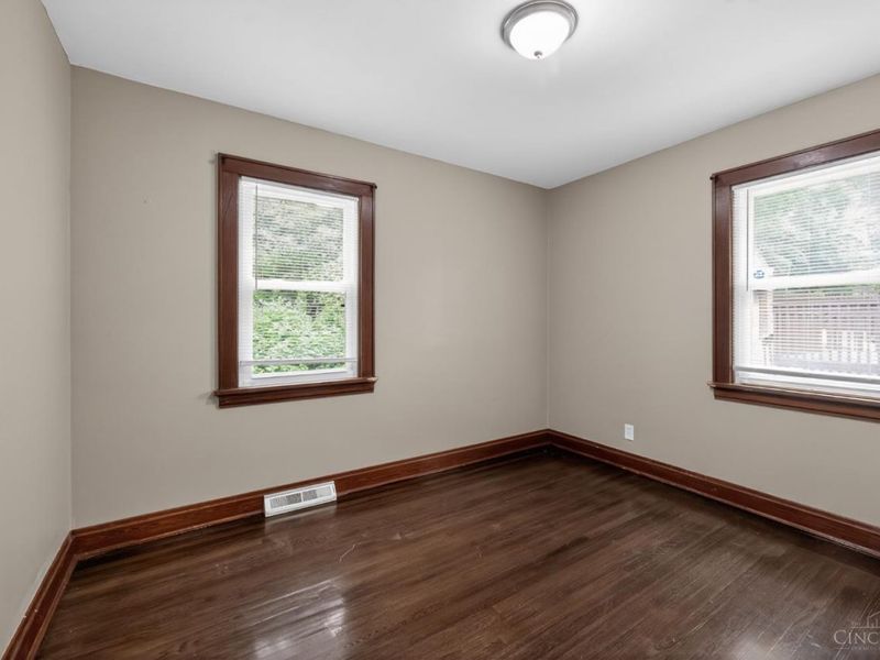 2725 Orland Avenue, Cincinnati, OH 45211 Photo 9