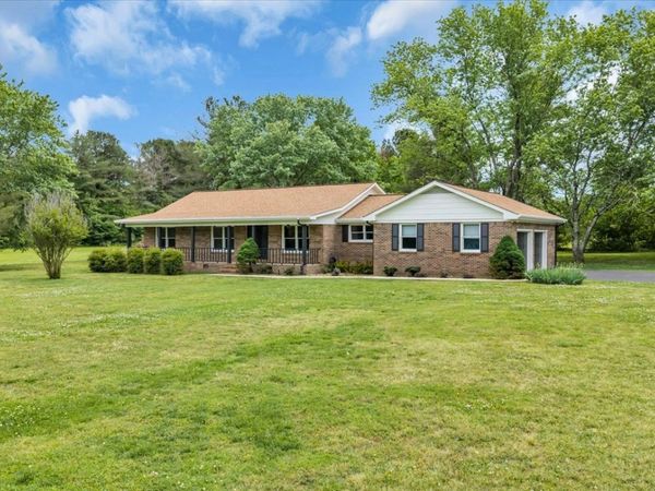 721 Turkey Creek Dr , Tullahoma, TN 37388