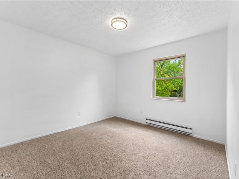 102 California Avenue , Elyria, OH 44035 Photo 22