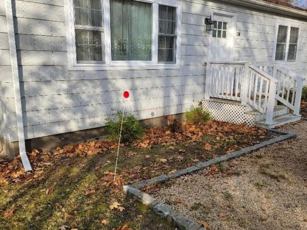 150 Ponquogue Avenue , Hampton Bays, NY 11946
