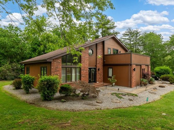 183 Heritage Road, Carbondale, IL 62903