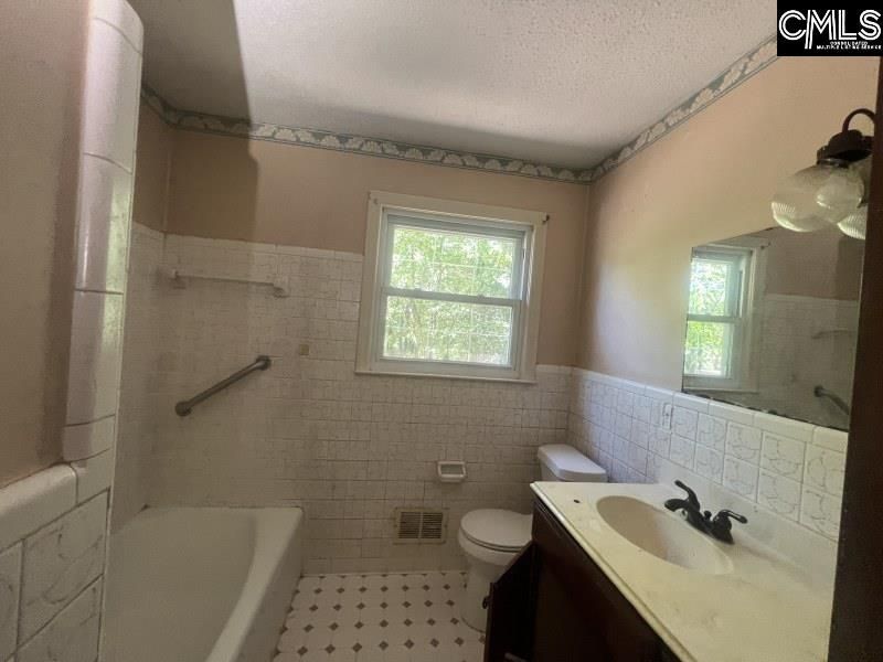321 Nottingham Road  Photo 14