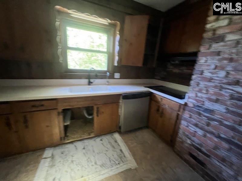 321 Nottingham Road  Photo 4